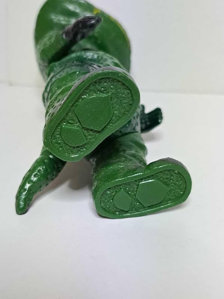 Amazon.co.jp: カネゴン キングザウルス ポピー 検) Q 怪獣